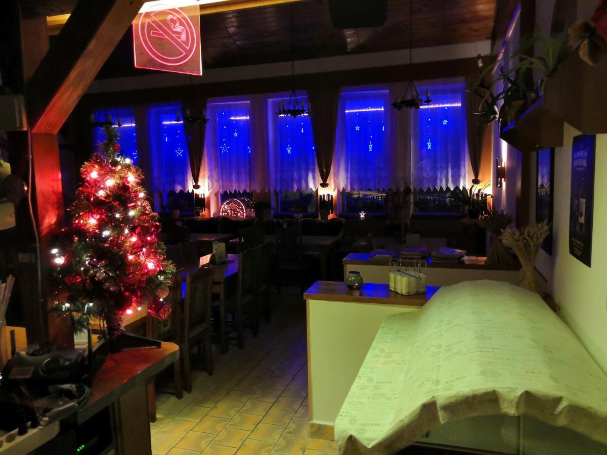 Rodinny "Hotel U Mustku" Desná 外观 照片