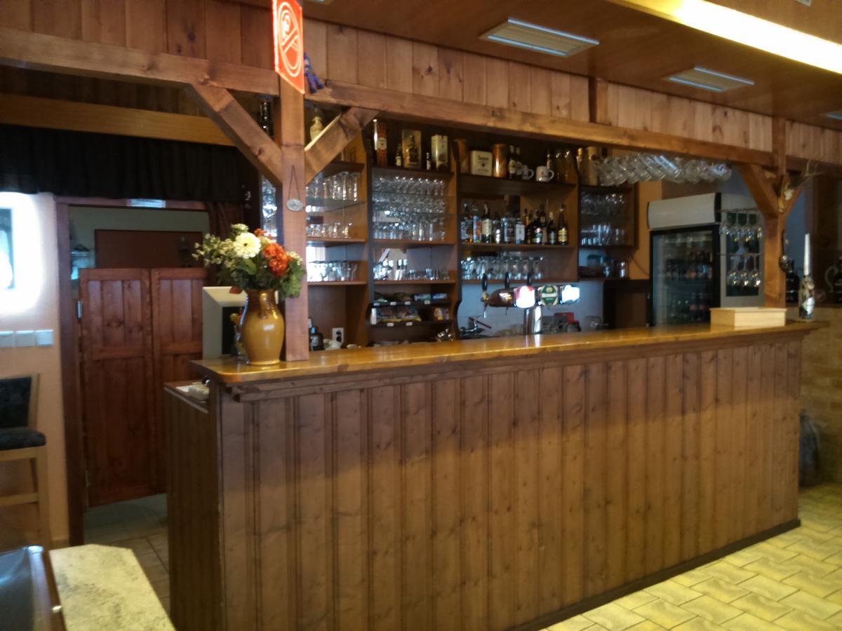 Rodinny "Hotel U Mustku" Desná 外观 照片