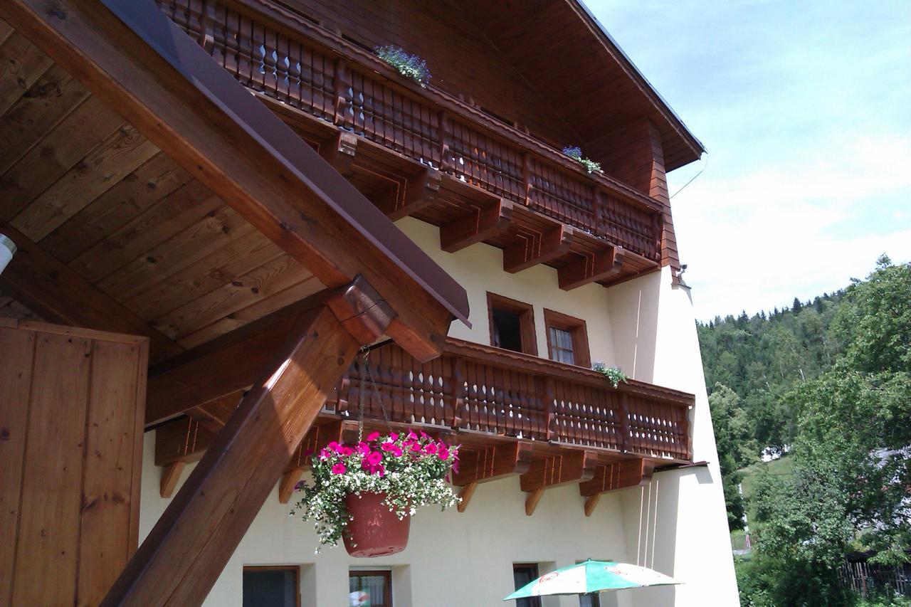 Rodinny "Hotel U Mustku" Desná 外观 照片