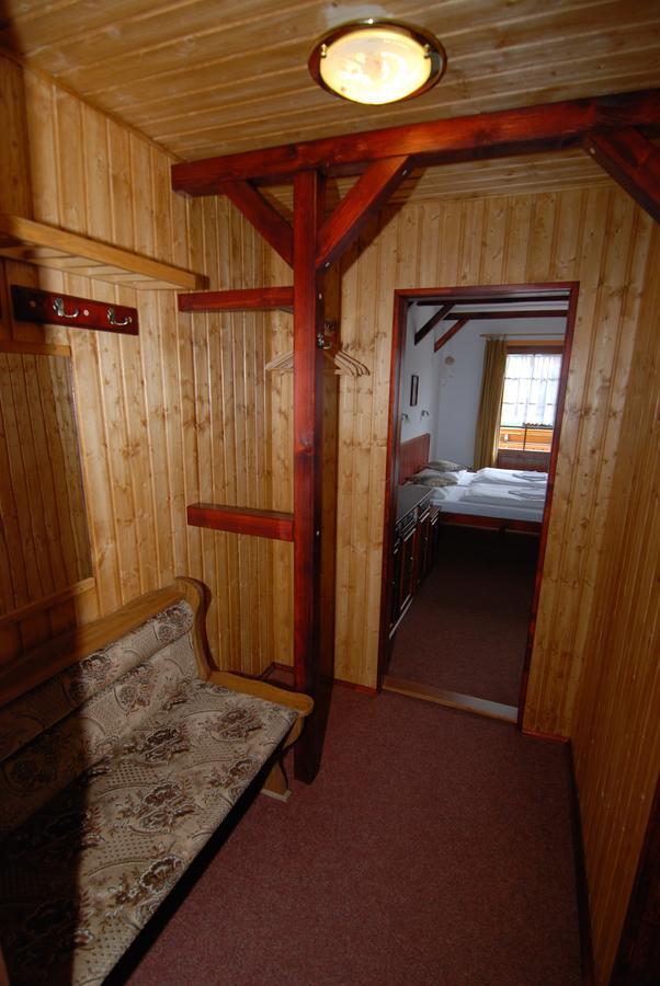 Rodinny "Hotel U Mustku" Desná 外观 照片