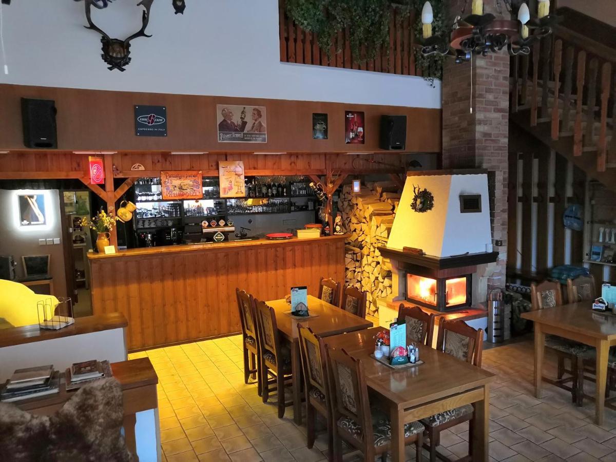 Rodinny "Hotel U Mustku" Desná 外观 照片